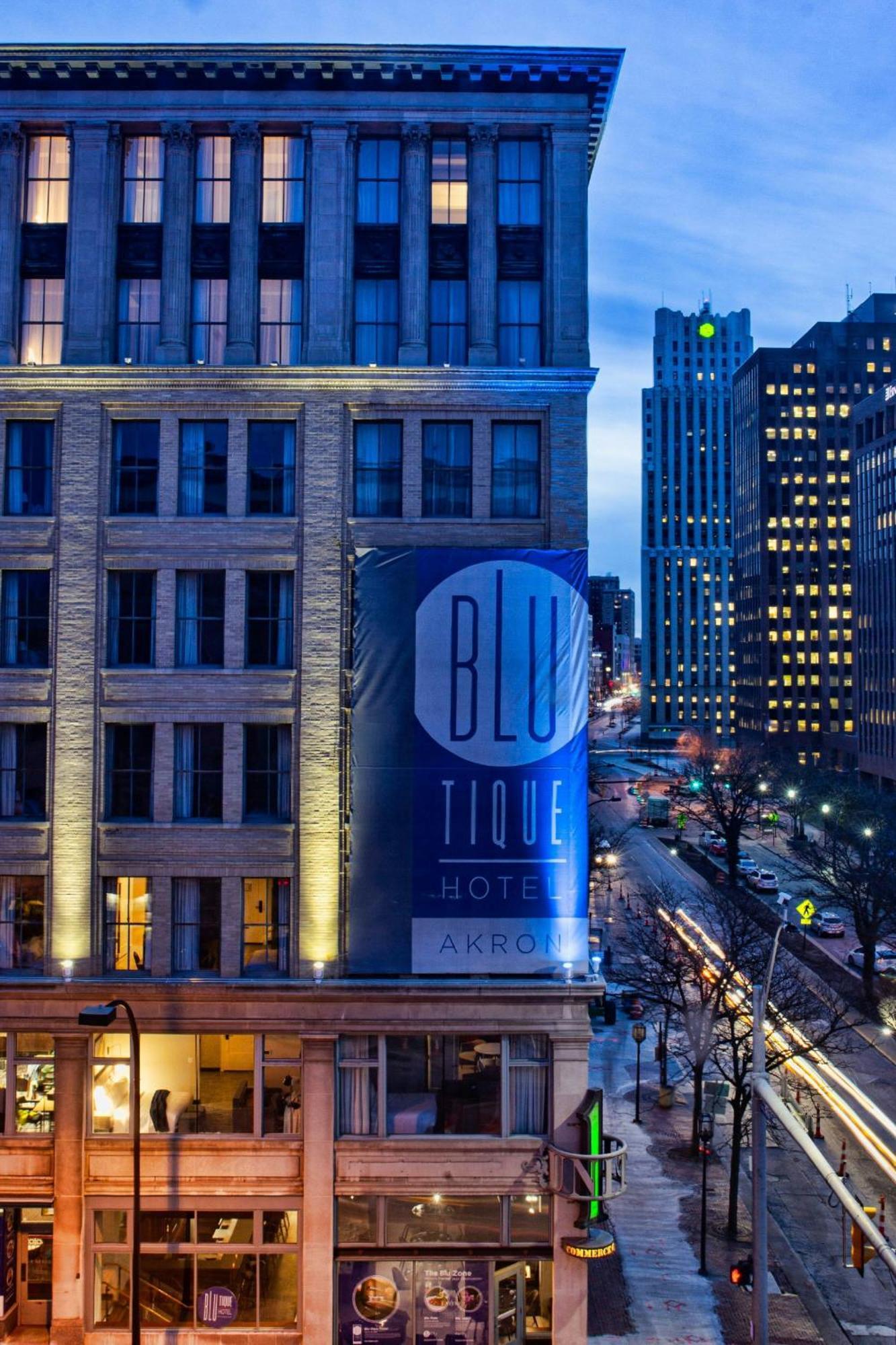 Blu-Tique, Akron, A Tribute Portfolio Hotel Exterior foto